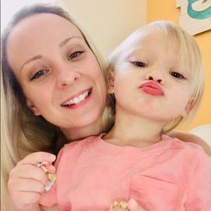 Meet your Posher, Liz